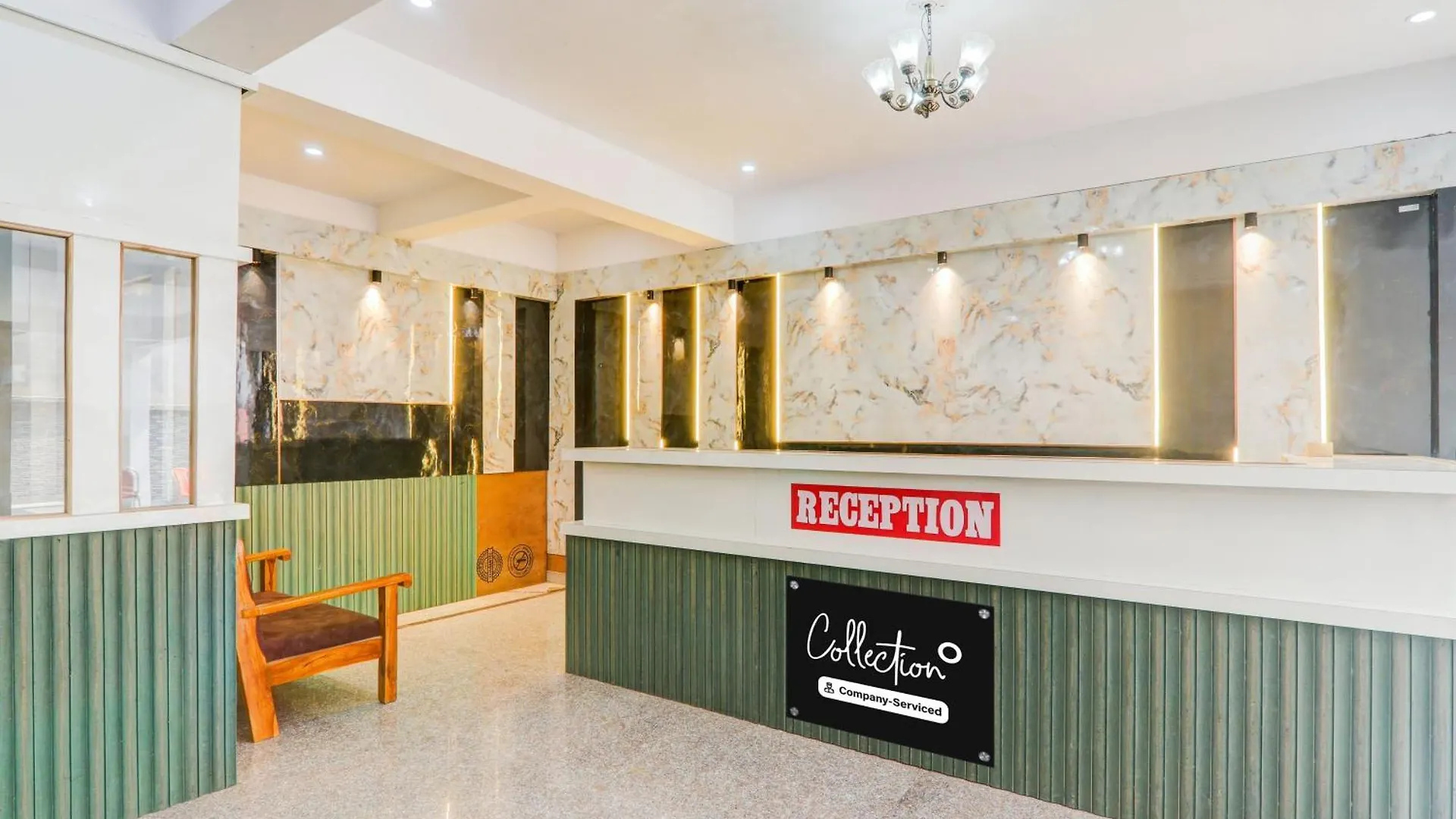 Super Collection O Karaudi Marg Chittaipur Varanasi Kakarmatha Hotel