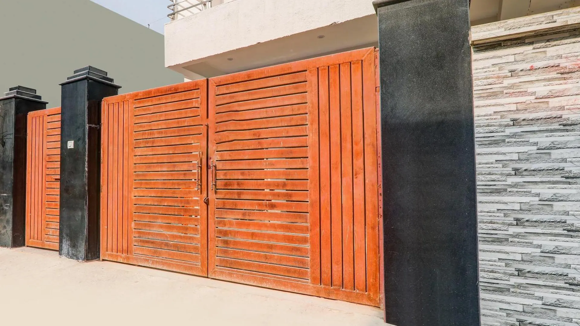 Super Collection O Karaudi Marg Chittaipur Varanasi Kakarmatha 0*,